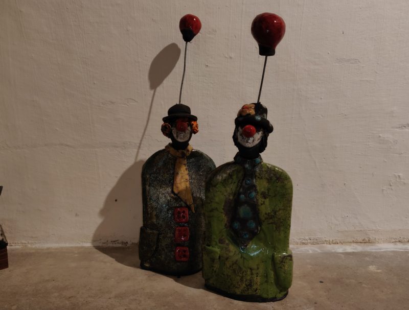Ann-Sofia-Dvinge-Baun-klovn-figur-raku-keramik